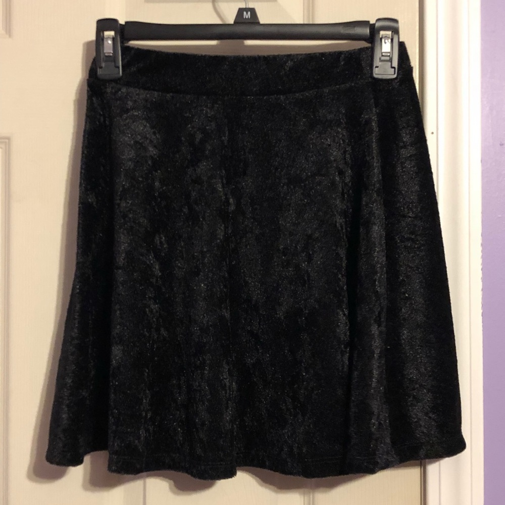 Crushed velvet mini skirt
